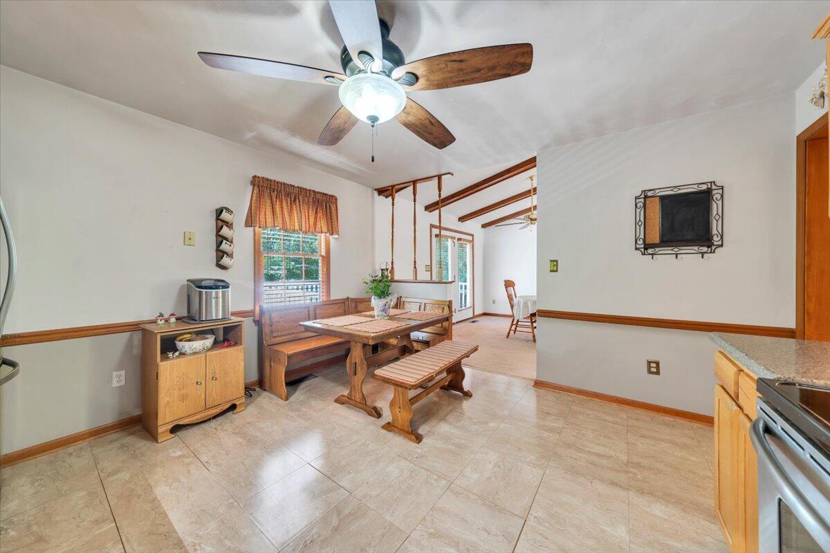 165 Fox Fire Cloverdale, VA 24077 - Photo 21 of 54 21-MIB07212