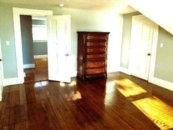 155 Kilsyth Road Boston, MA 02135 - Photo 5 of 35