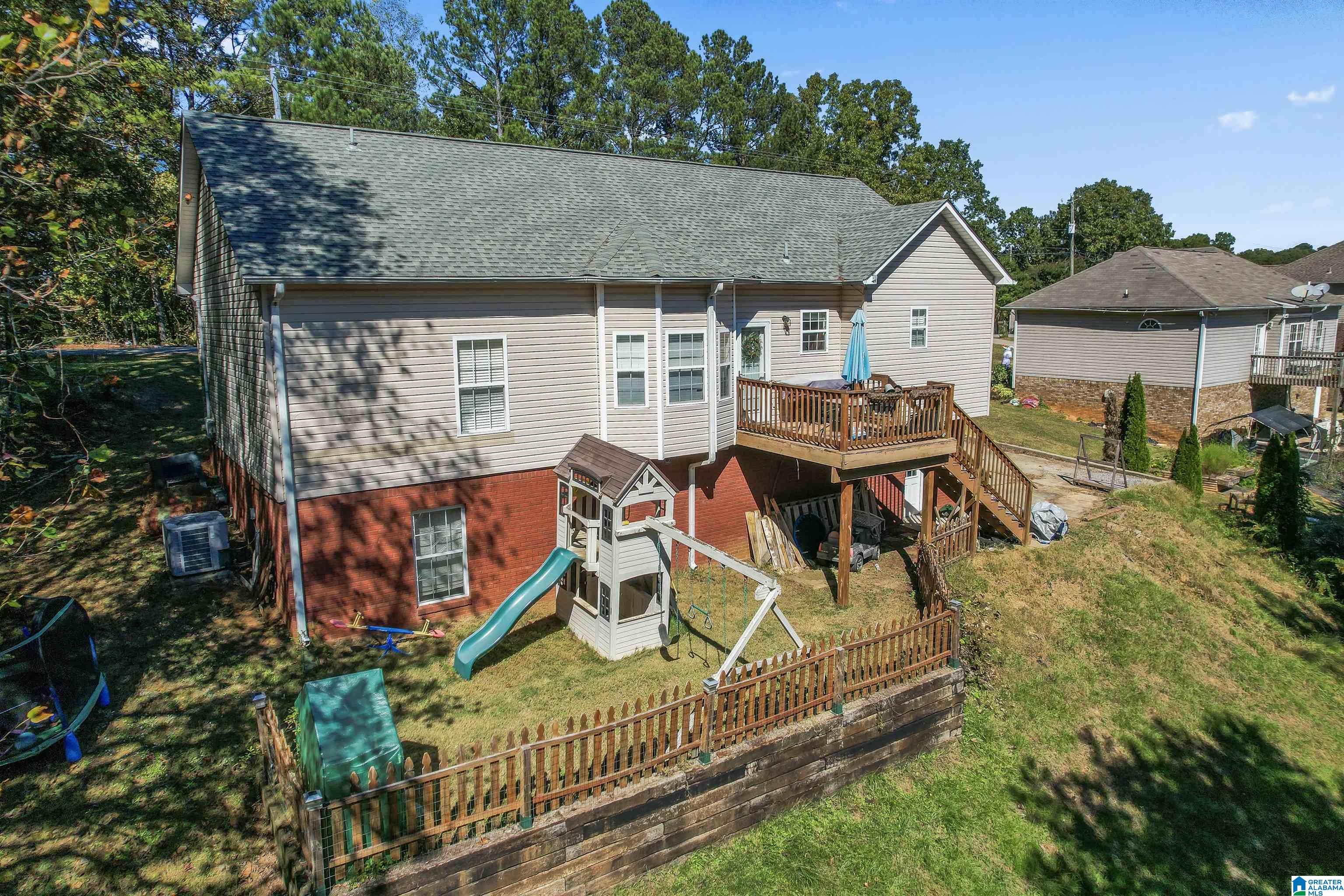 215 Woodland Ridge Road Odenville, AL 35120 - Photo 5 of 31