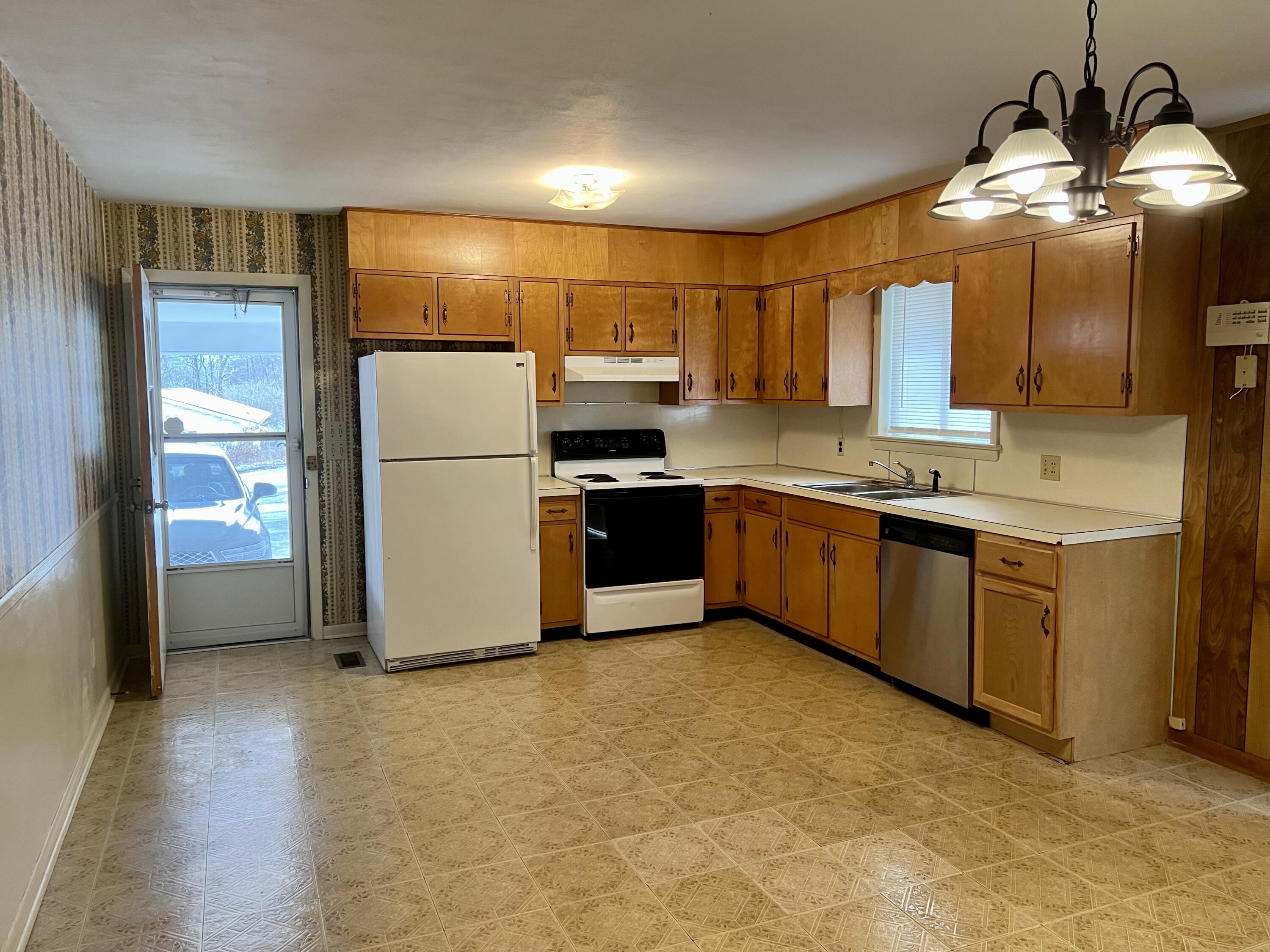 4601 Delashmitt Road Hixson, TN 37343 - Photo 6 of 15 F969BE73-D17A-4C3F-9621-EB63FD1CE2CB