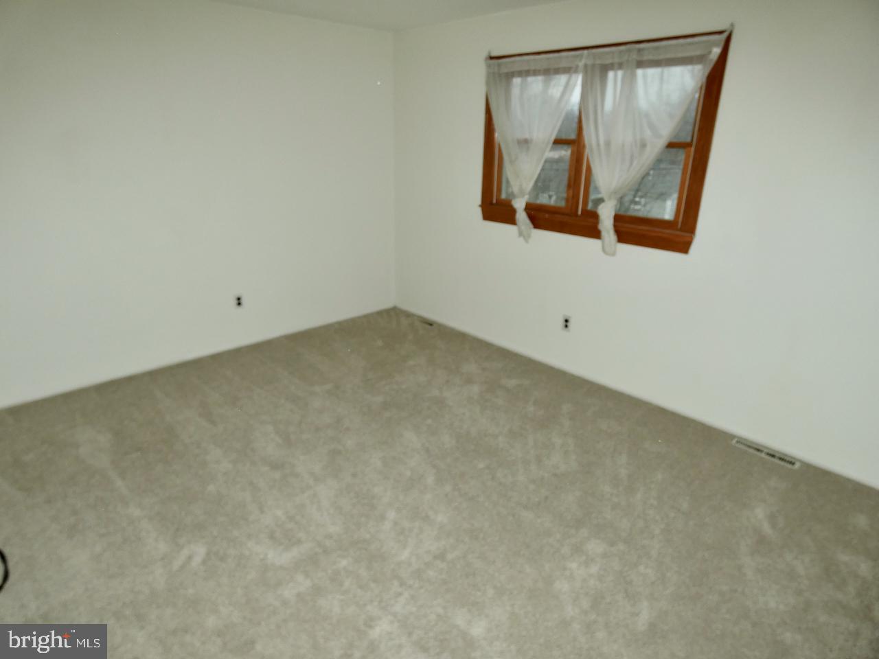 127 Sonant Drive Newark, DE 19713 - Photo 53 of 90 Bedroom 2