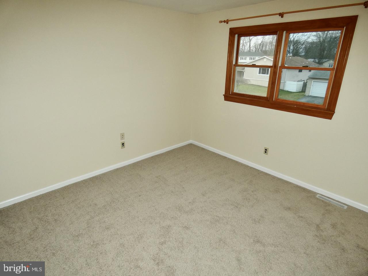 127 Sonant Drive Newark, DE 19713 - Photo 61 of 90 Bedroom 3