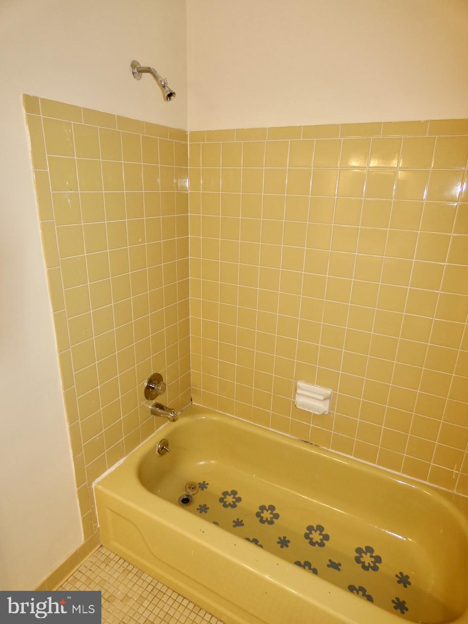 127 Sonant Drive Newark, DE 19713 - Photo 70 of 90 Full Bathroom 2nd Floor