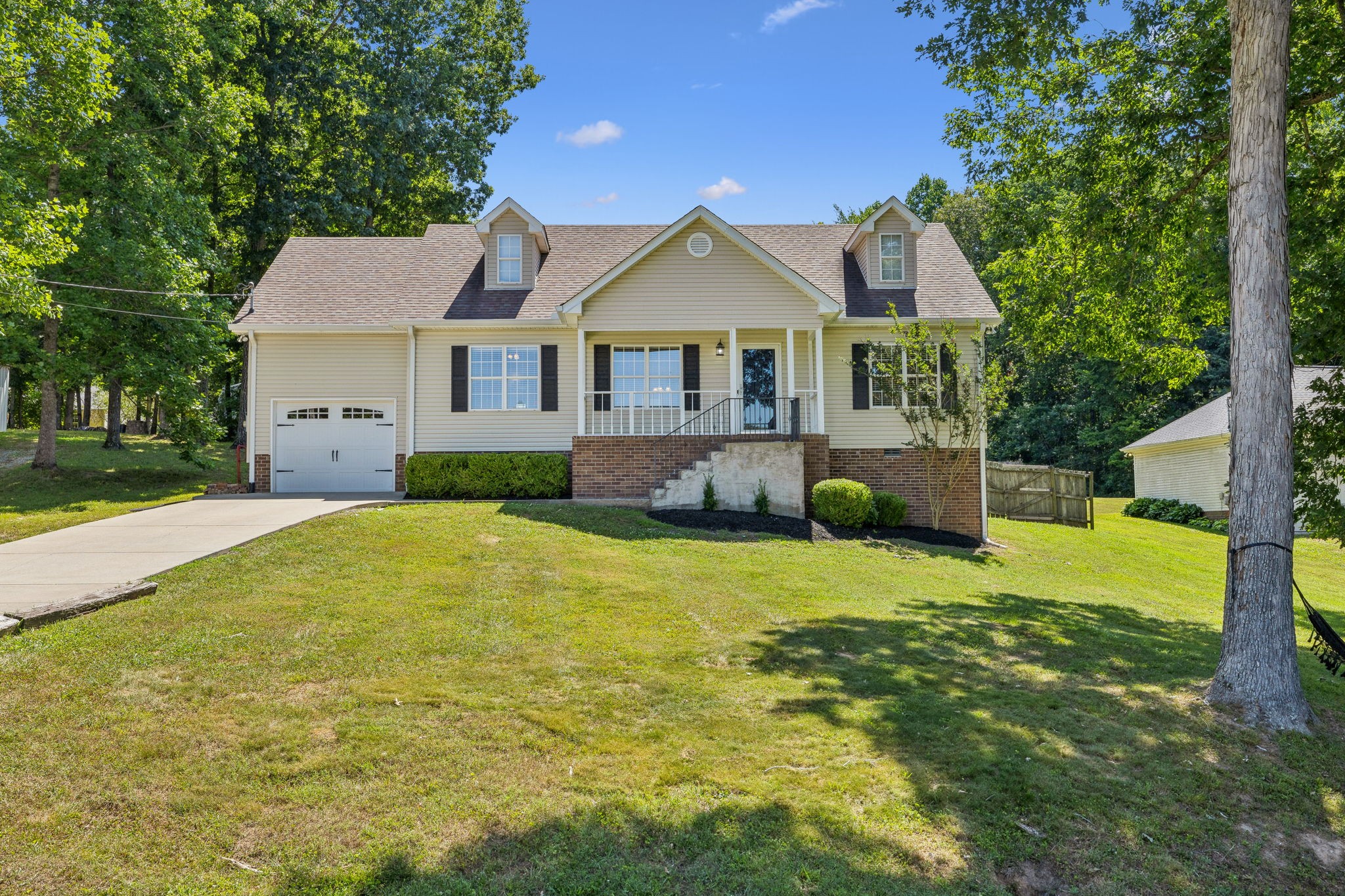 1005 Creek Bottom Road White Bluff, TN 37187 - Photo 1 of 33 Gallery Image 1