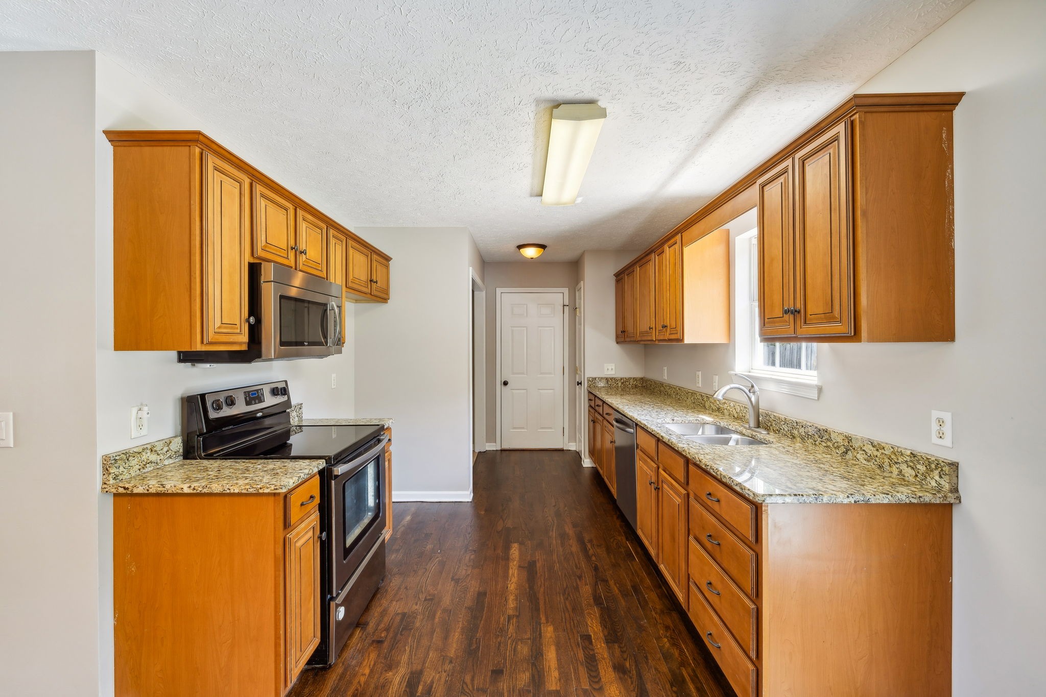 1005 Creek Bottom Road White Bluff, TN 37187 - Photo 11 of 33 Gallery Image 11