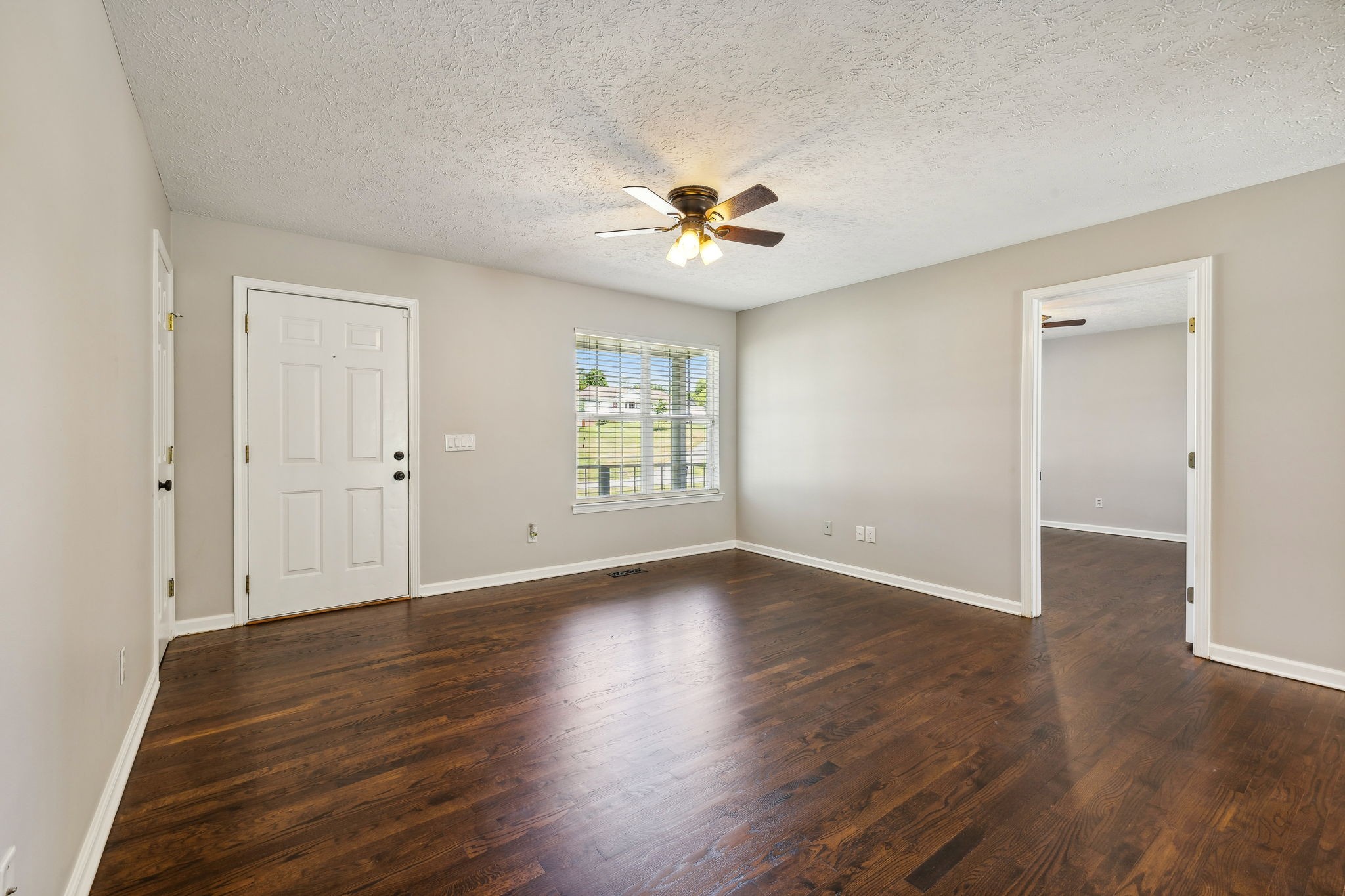 1005 Creek Bottom Road White Bluff, TN 37187 - Photo 7 of 33 Gallery Image 7