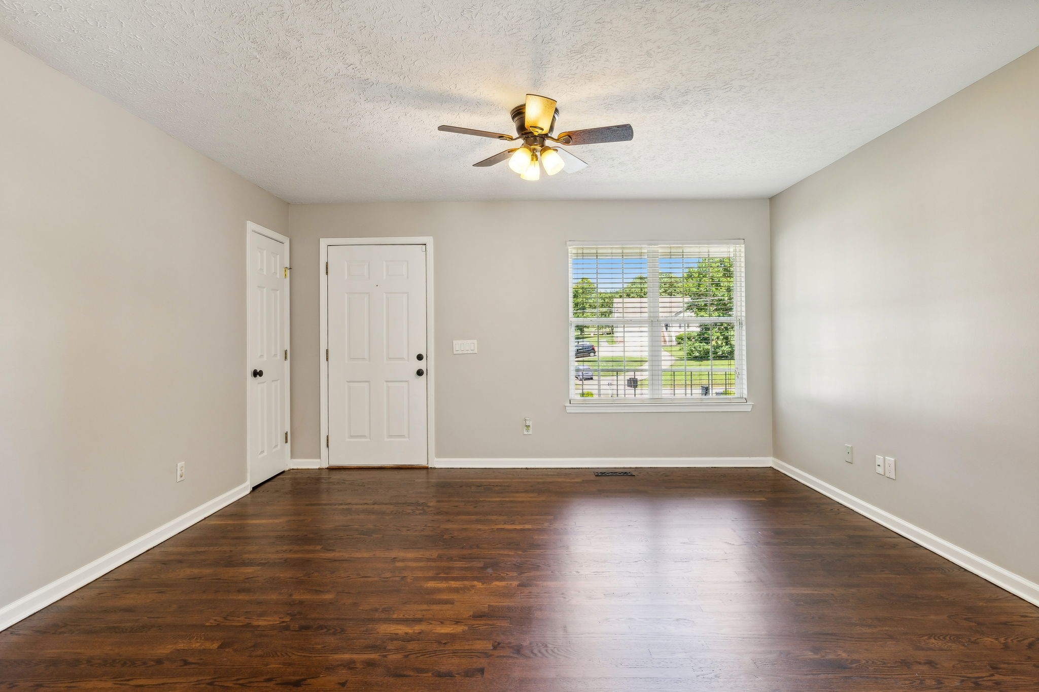 1005 Creek Bottom Road White Bluff, TN 37187 - Photo 8 of 33 Gallery Image 8