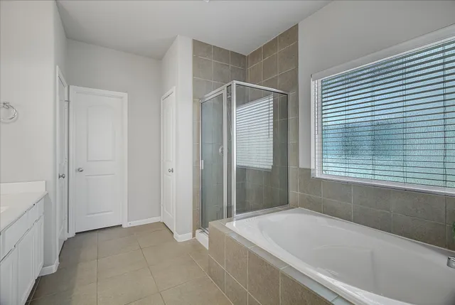 $335,000 | 6014 Prince Place Drive, Rosenberg, TX 77471