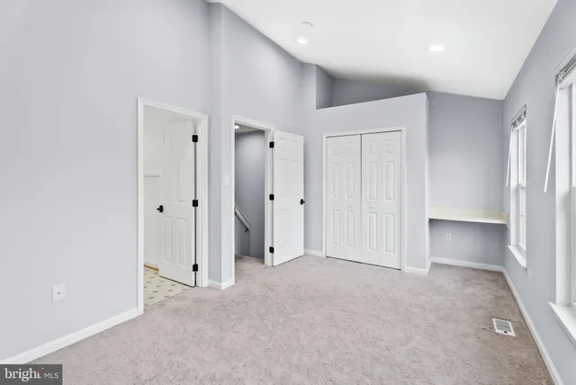 $2,728 | 1989 Bowline Loop, Woodbridge, VA 22192