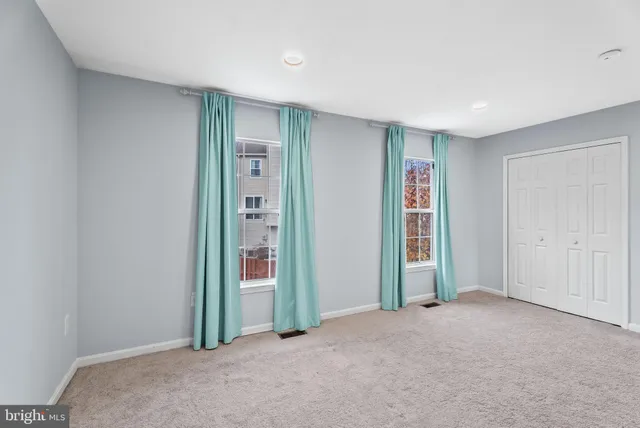 $2,728 | 1989 Bowline Loop, Woodbridge, VA 22192