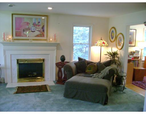 28 Staples Shore Road Lakeville, MA 02347 - Photo 8 of 10 Gallery Image 8