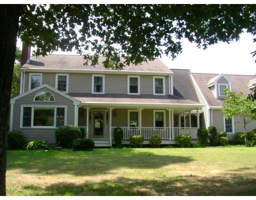 28 Staples Shore Road Lakeville, MA 02347 - Photo 9 of 10 Gallery Image 9