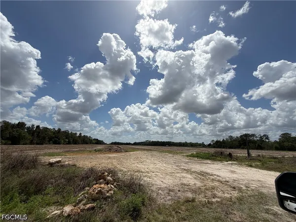 $1,300,000 | 675-603 F Road, LaBelle, FL 33935