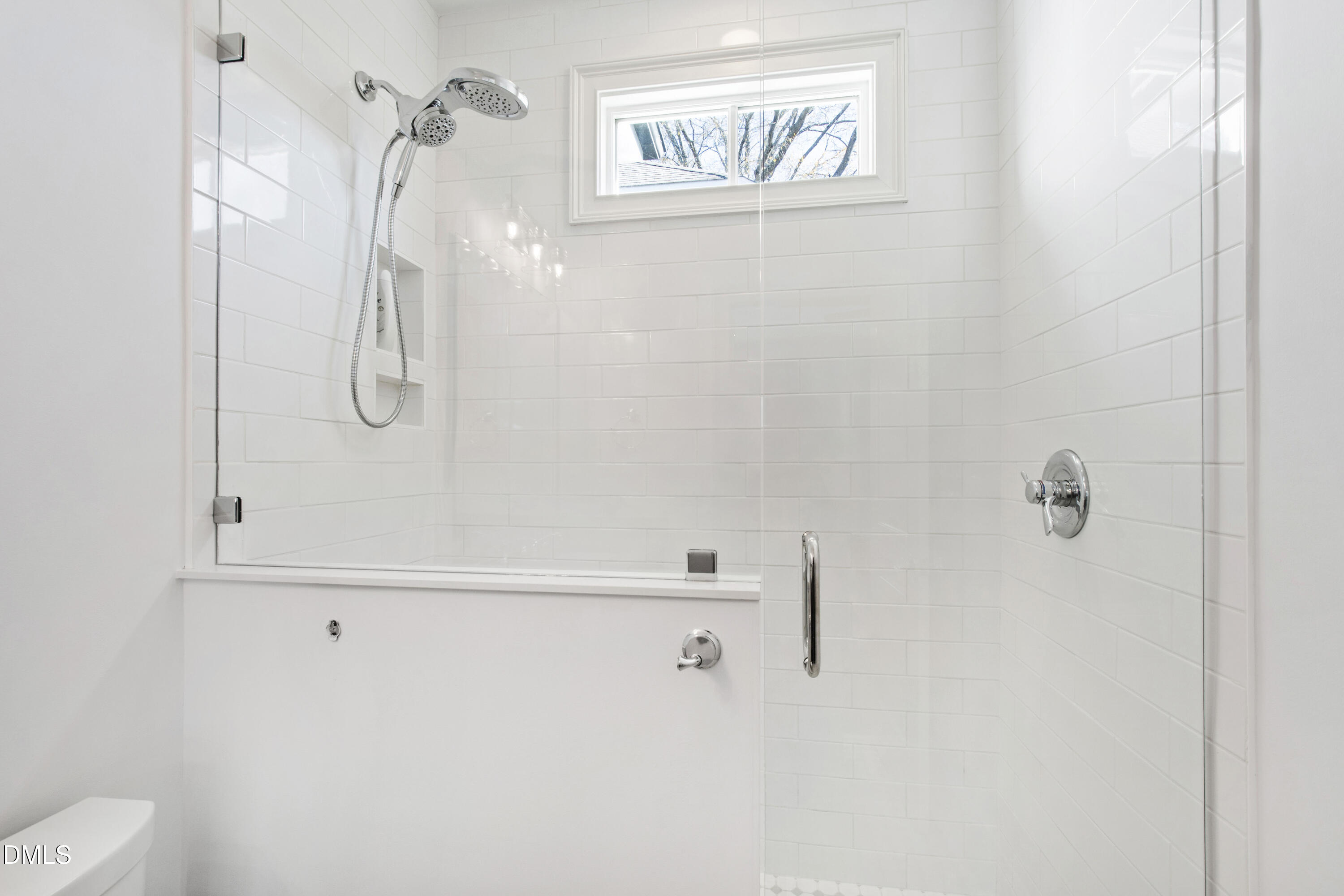 2615 Davis Street Raleigh, NC 27608 - Photo 50 of 67 Bathroom