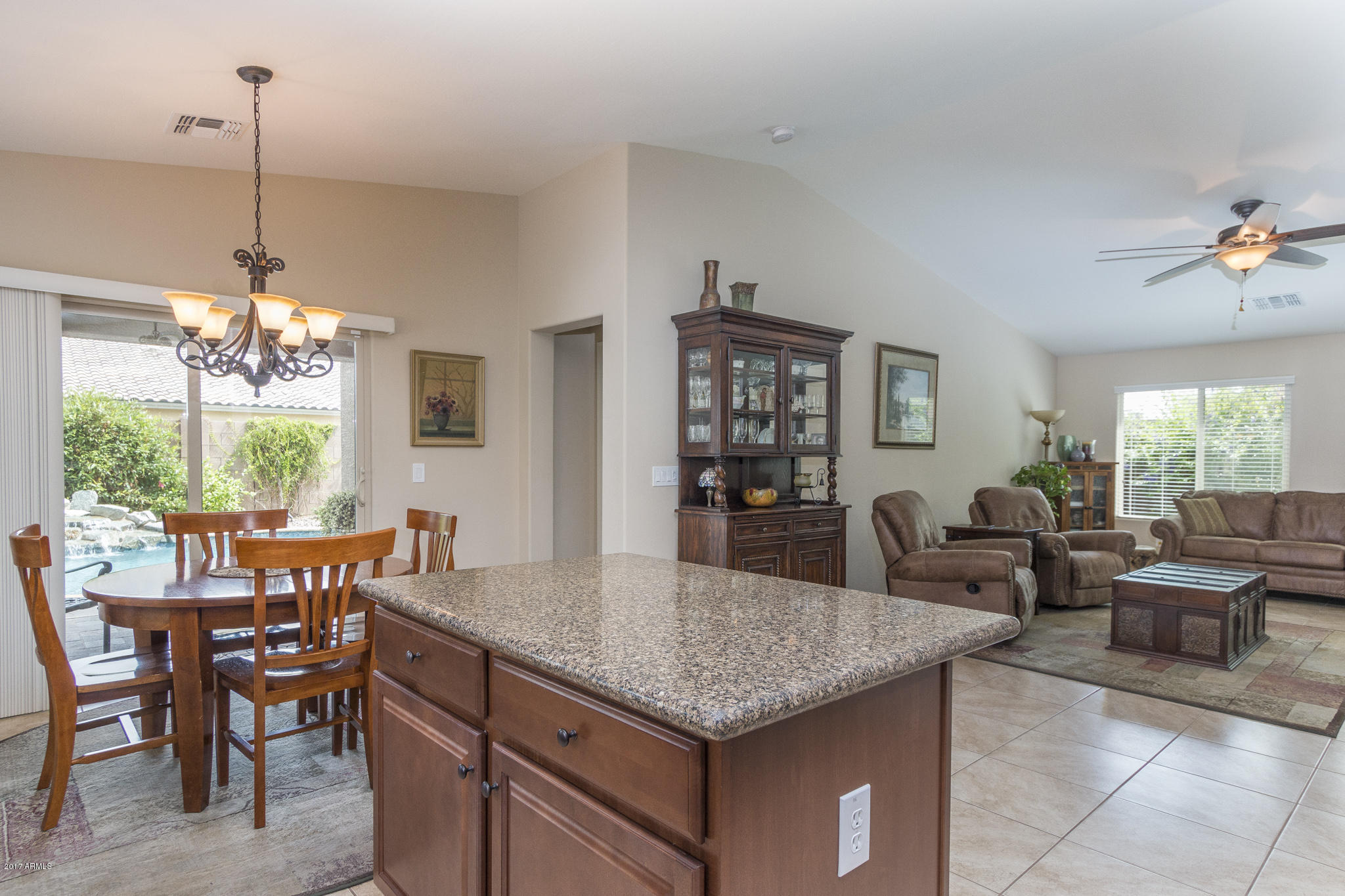 2186 East Stacey Road Gilbert, AZ 85298 - Photo 9 of 31 9) KITCHEN TO GREAT ROOM