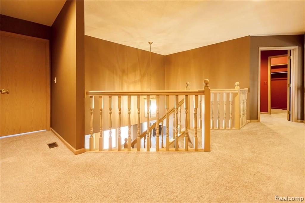 30516 Huntsman Drive West Farmington Hills, MI 48331 - Photo 36 of 54