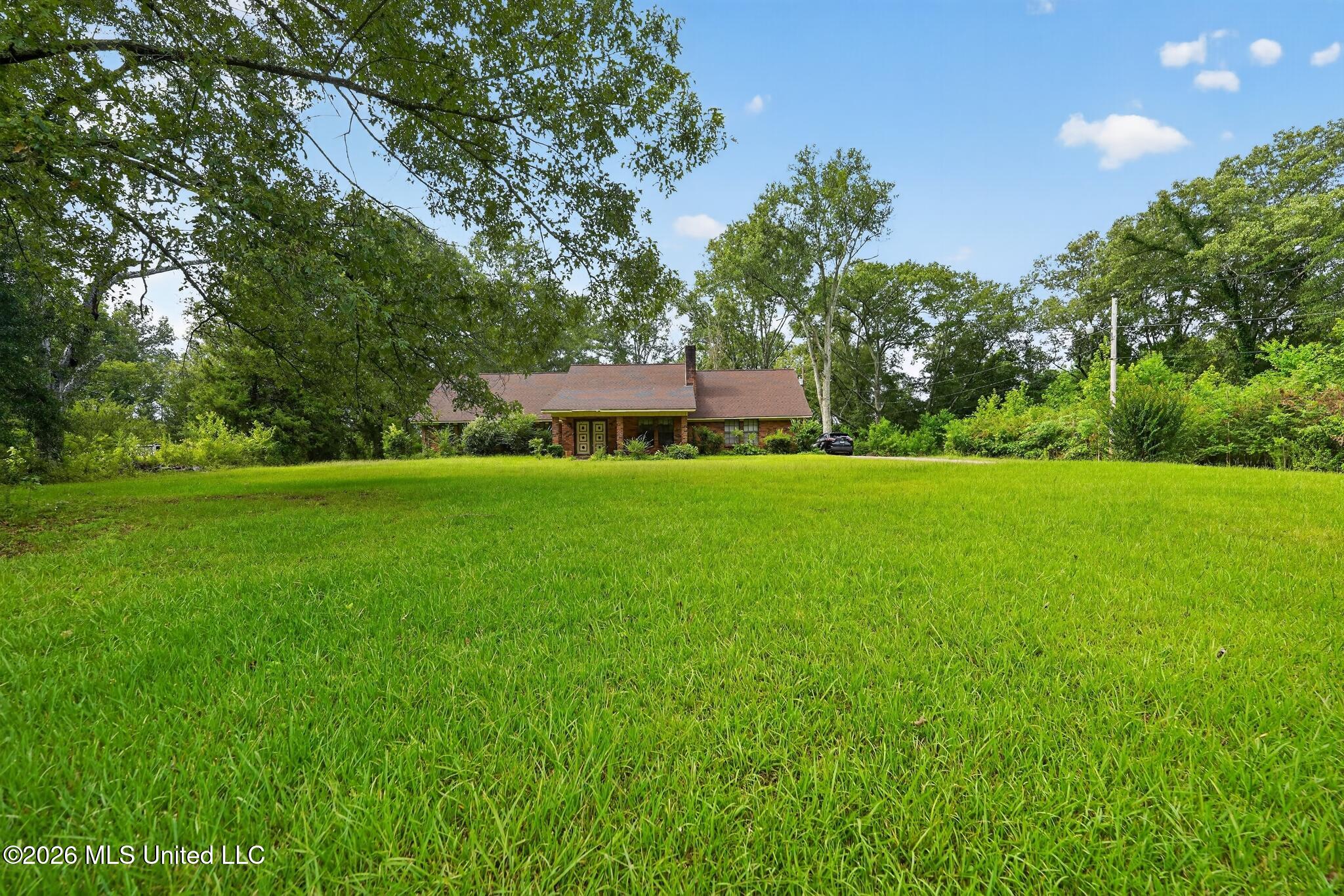 6077 McRaven Road Jackson, MS 39209 - Photo 1 of 34 24_6077_McRaven_Rd-Bedroom-9227
