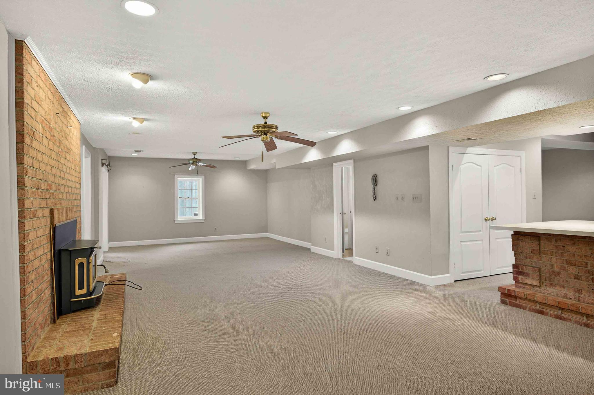 6612 Colchester Road Clifton, VA 20124 - Photo 69 of 93 Tons of room!