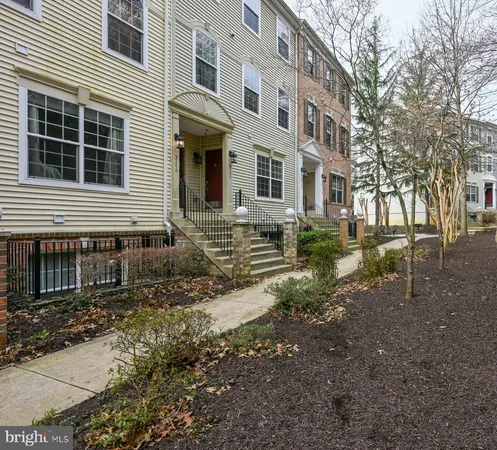 $475,000 | 2150 Hideaway Court, Unit 28, Annapolis, MD 21401