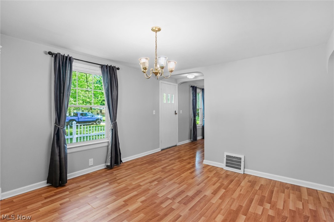 38524 Wood Road Willoughby, OH 44094 - Photo 13 of 36
