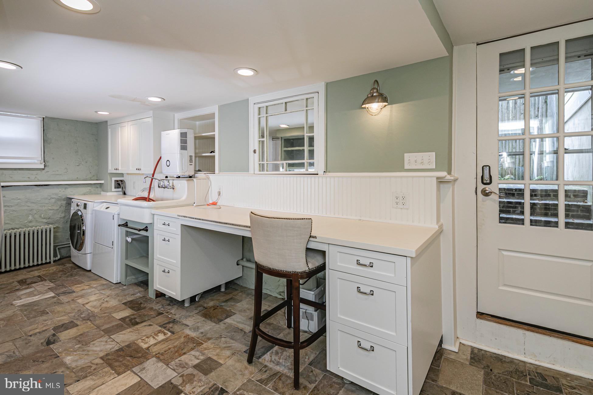 40 Mercer Street Princeton, NJ 08540 - Photo 28 of 35 a bathroom with a sink and a mirror