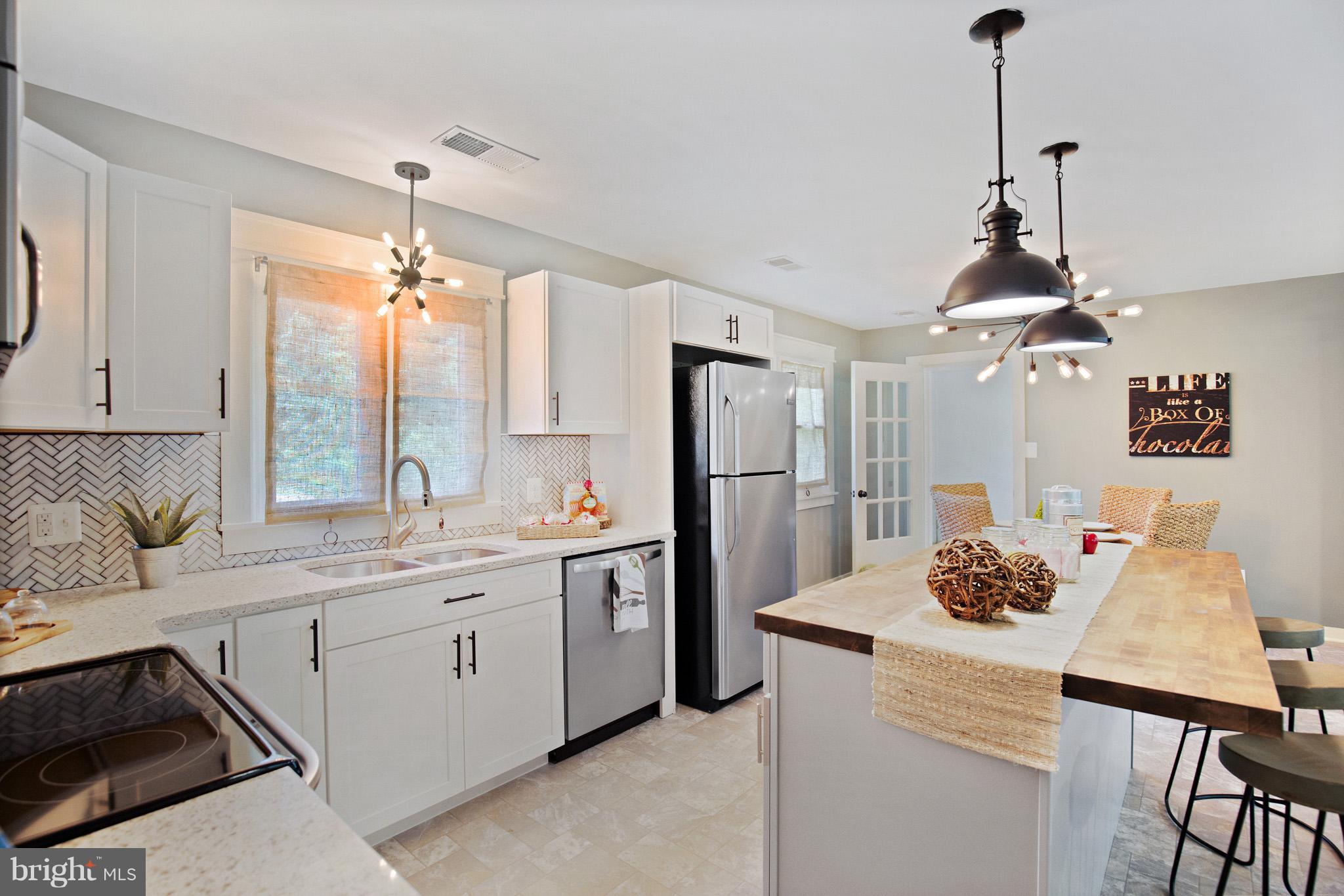 42988 Fairgrounds Road Leonardtown, MD 20650 - Photo 6 of 30 Kitchen