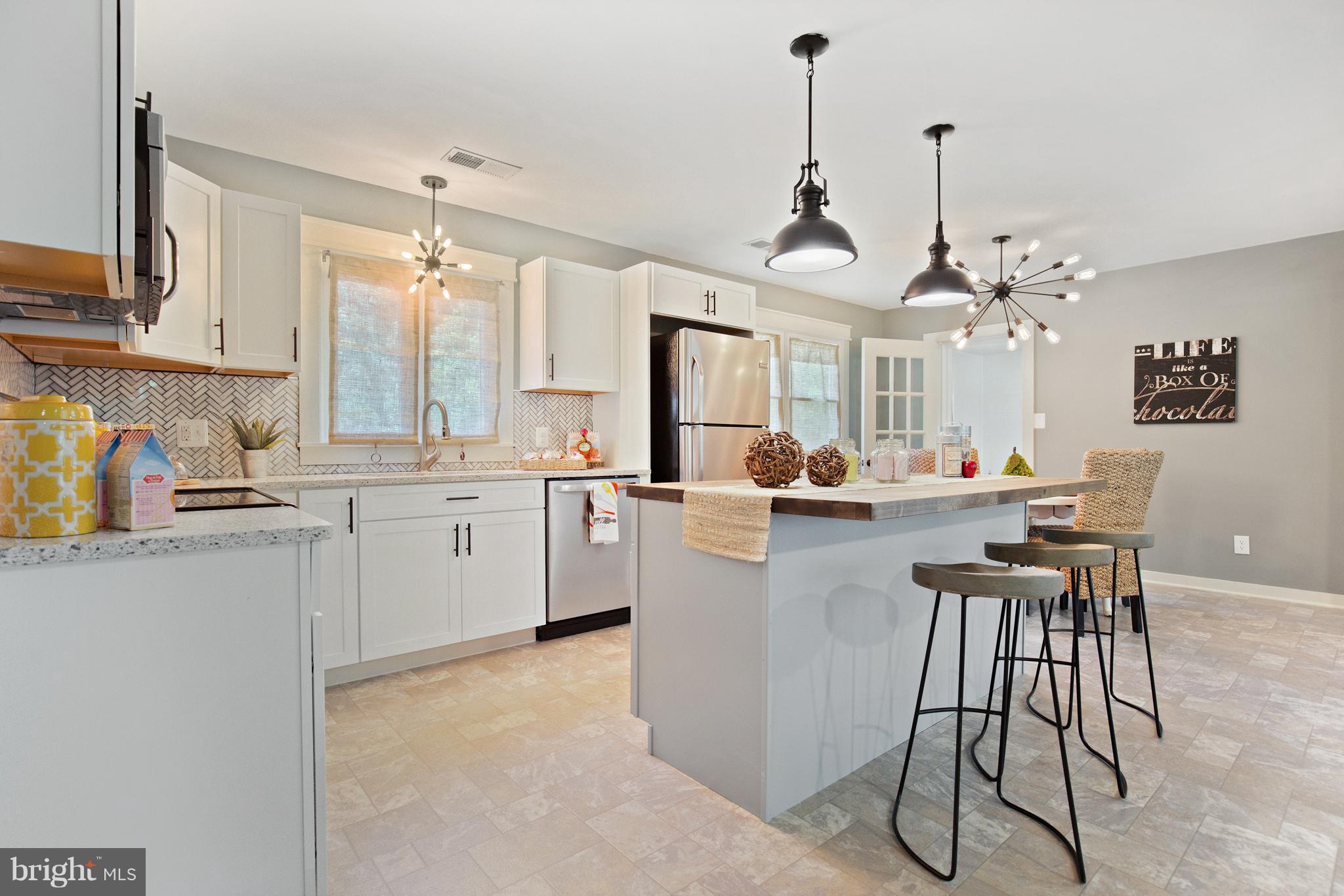 42988 Fairgrounds Road Leonardtown, MD 20650 - Photo 7 of 30 Kitchen