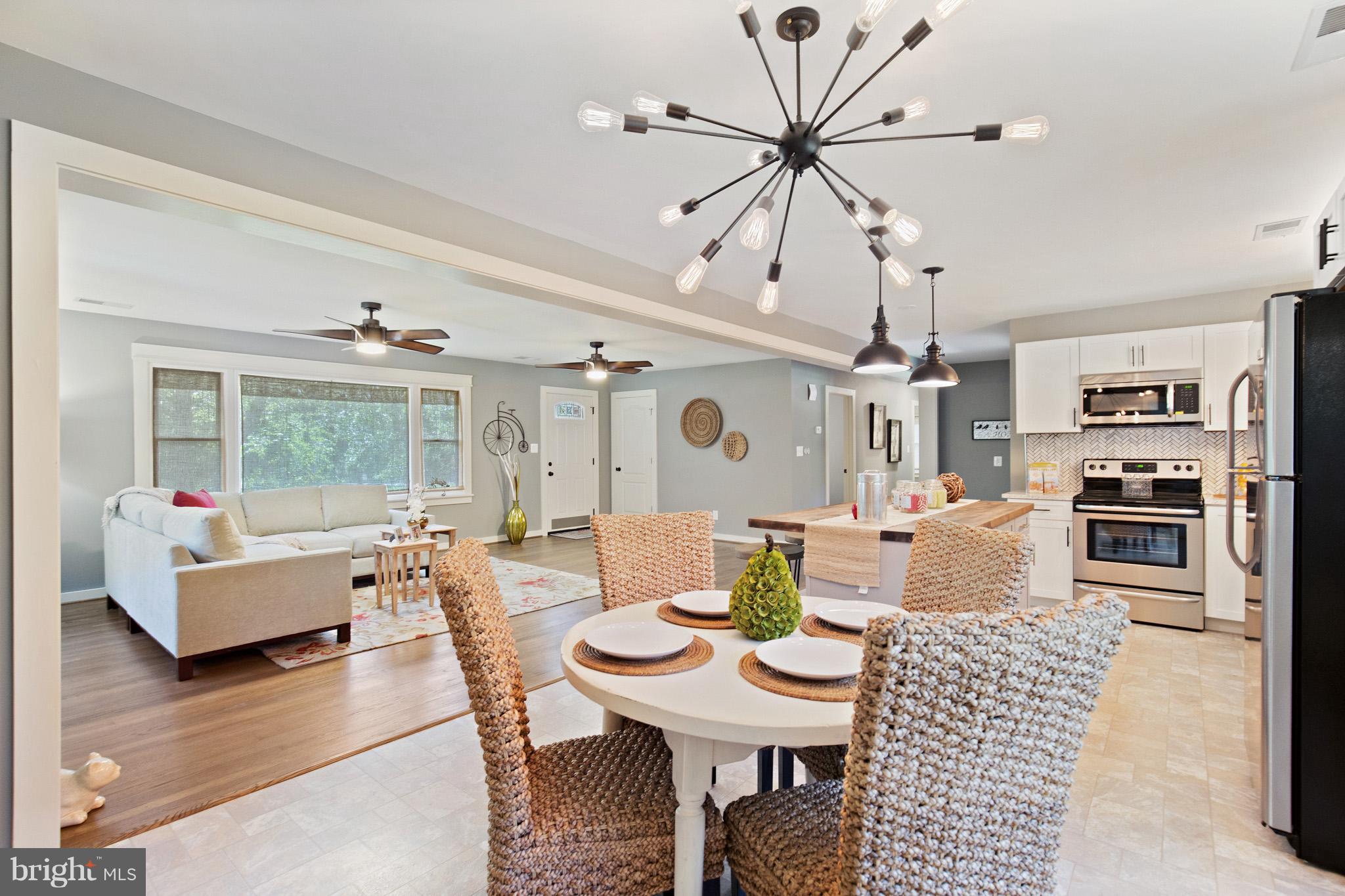 42988 Fairgrounds Road Leonardtown, MD 20650 - Photo 10 of 30 Dining Room