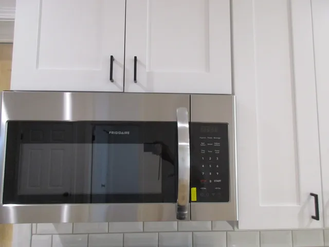 $279,000 | 1134 West 104th Street, Chicago, IL 60643