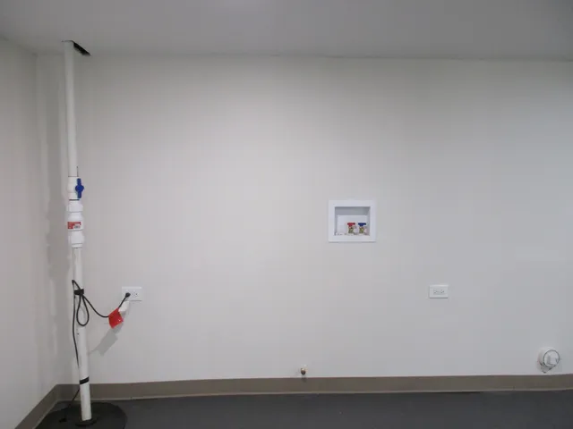 $279,000 | 1134 West 104th Street, Chicago, IL 60643