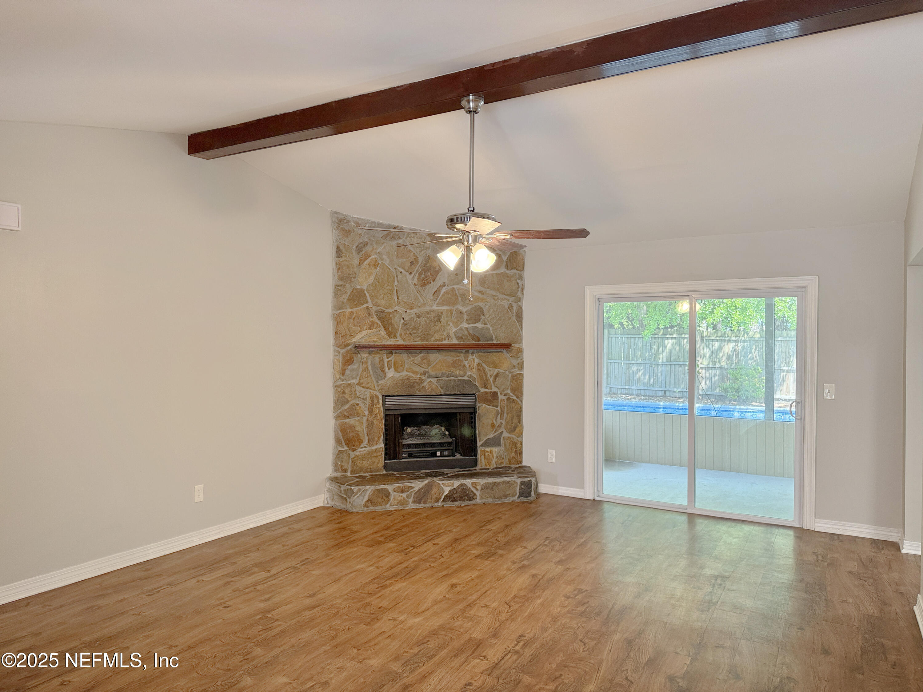 8161 Crosswind Road Jacksonville, FL 32244 - Photo 3 of 26 Living room