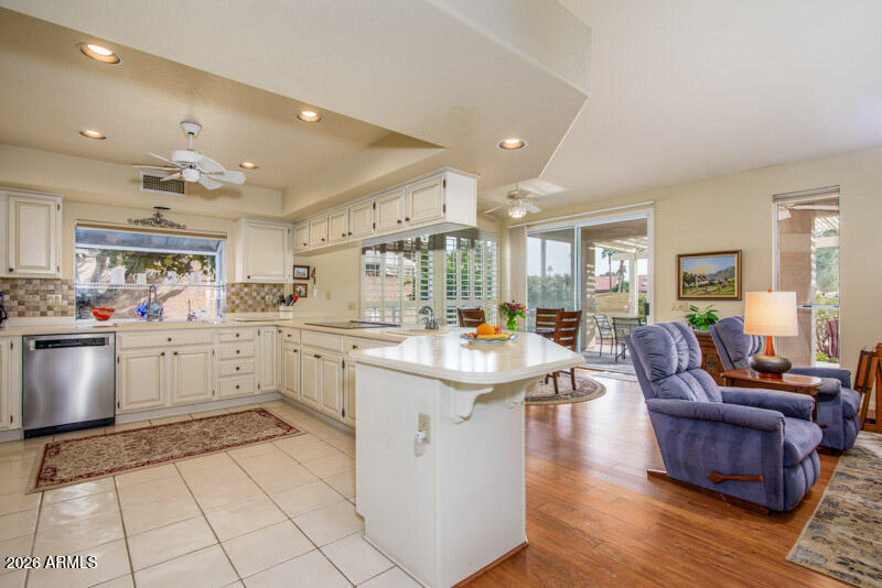 10929 East Spring Creek Road Chandler, AZ 85248 - Photo 85 of 90 10929 E Spring Creek Rd-2338-HDR-Edit