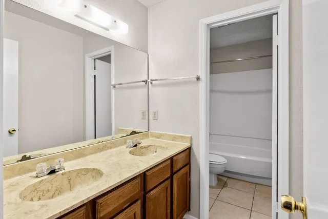$1,395 | 818 Sirocco Drive, Unit B, Austin, TX 78745