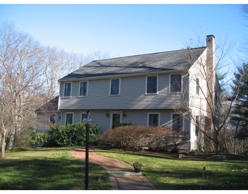 32 Deerfield Road Sherborn, MA 01770 - Photo 1 of 16 Gallery Image 1