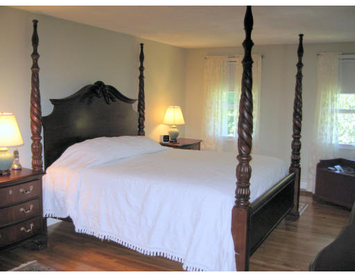 32 Deerfield Road Sherborn, MA 01770 - Photo 13 of 16 Gallery Image 13