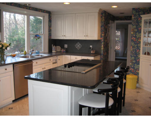 32 Deerfield Road Sherborn, MA 01770 - Photo 6 of 16 Gallery Image 6