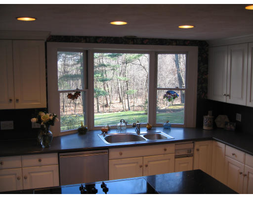 32 Deerfield Road Sherborn, MA 01770 - Photo 9 of 16 Gallery Image 9