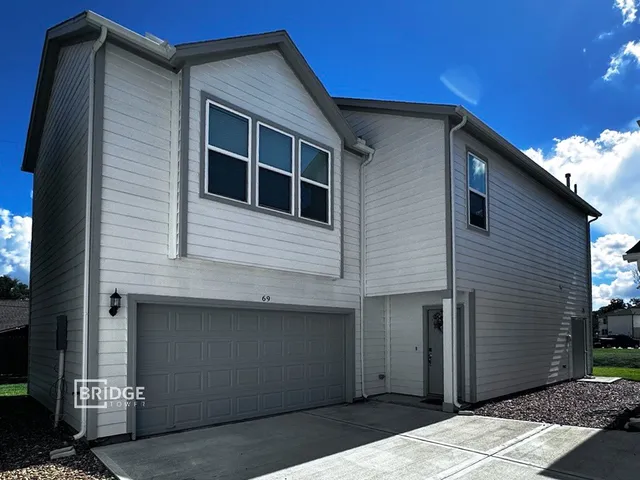 $1,795 | 69 Fern Court, Lake Jackson, TX 77566