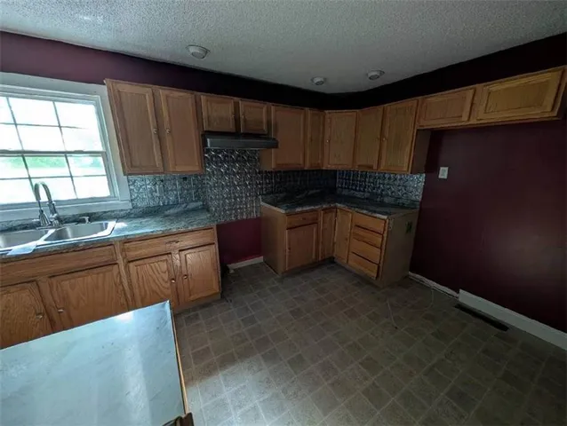 $149,900 | 819 North Lincoln Avenue, Marshall, MO 65340