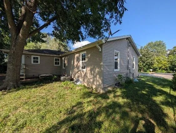 $149,900 | 819 North Lincoln Avenue, Marshall, MO 65340
