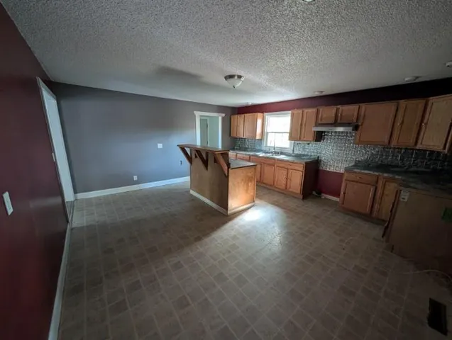 $149,900 | 819 North Lincoln Avenue, Marshall, MO 65340