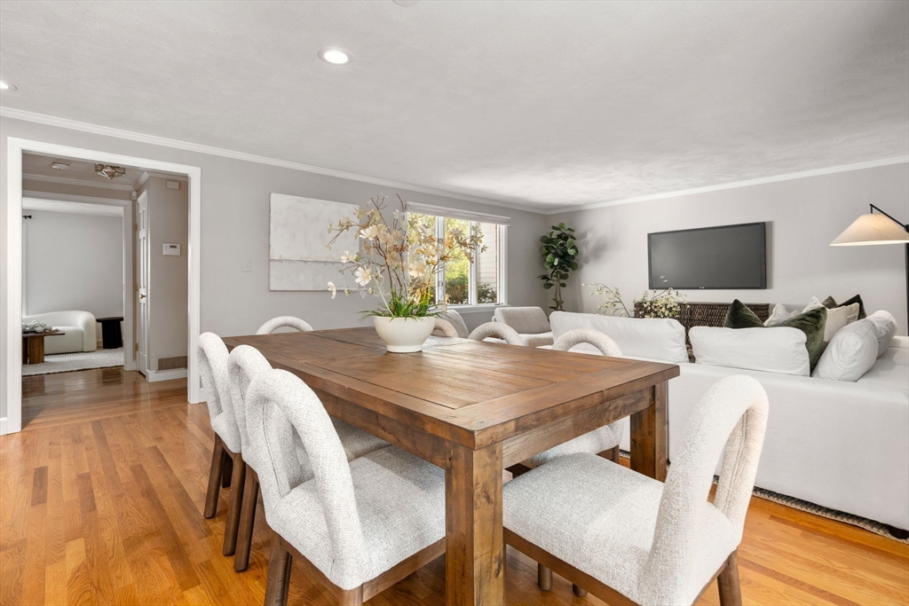 32 Linden Street, Unit 5 Wellesley, MA 02482 - Photo 6 of 23