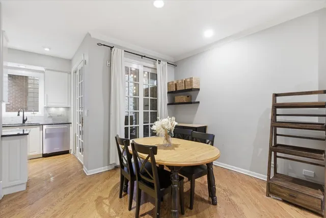 $4,500 | 2140 North Winchester Avenue, Unit 10, Chicago, IL 60614