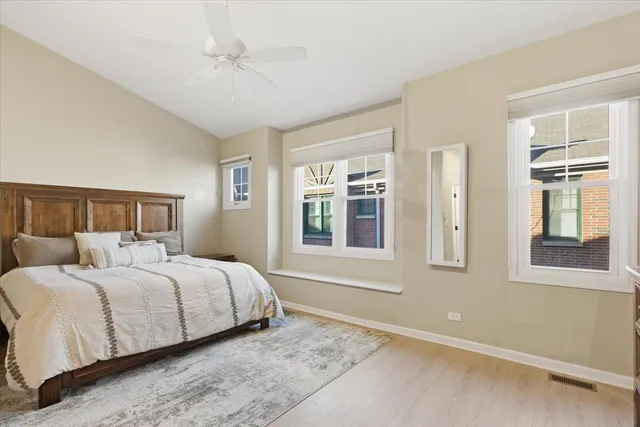 $4,500 | 2140 North Winchester Avenue, Unit 10, Chicago, IL 60614