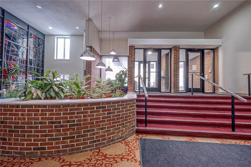 5 Bayard Road, Unit 621 Pittsburgh, PA 15213 - Photo 18 of 38