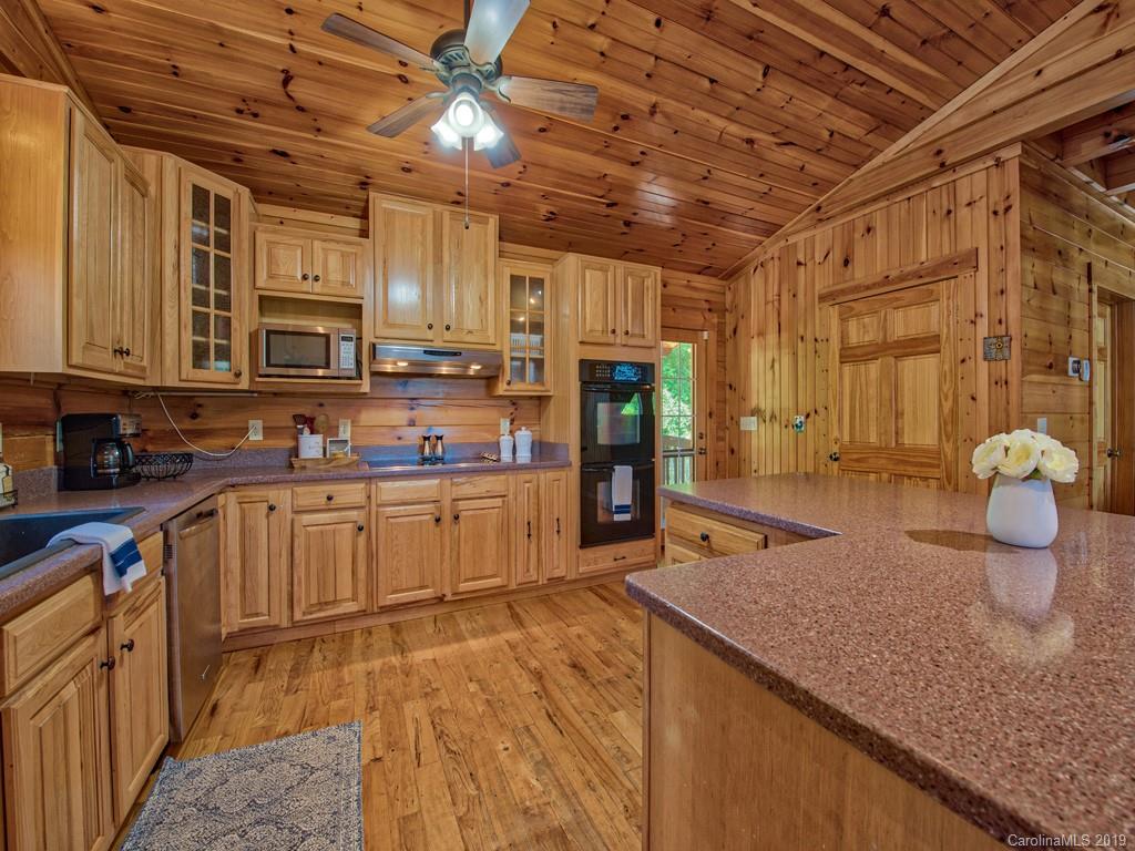 438 Sheep Pasture Road Waynesville, NC 28785 - Photo 11 of 36 Gallery Image 11