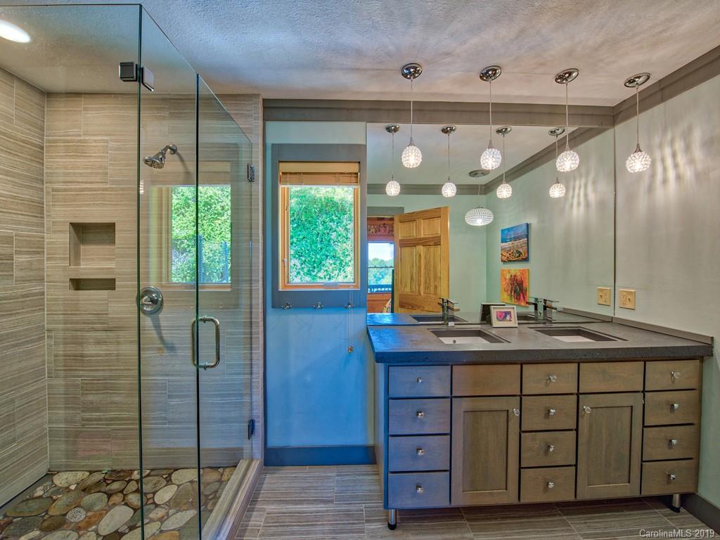 438 Sheep Pasture Road Waynesville, NC 28785 - Photo 18 of 36 Gallery Image 18