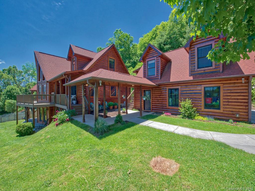 438 Sheep Pasture Road Waynesville, NC 28785 - Photo 4 of 36 Gallery Image 4