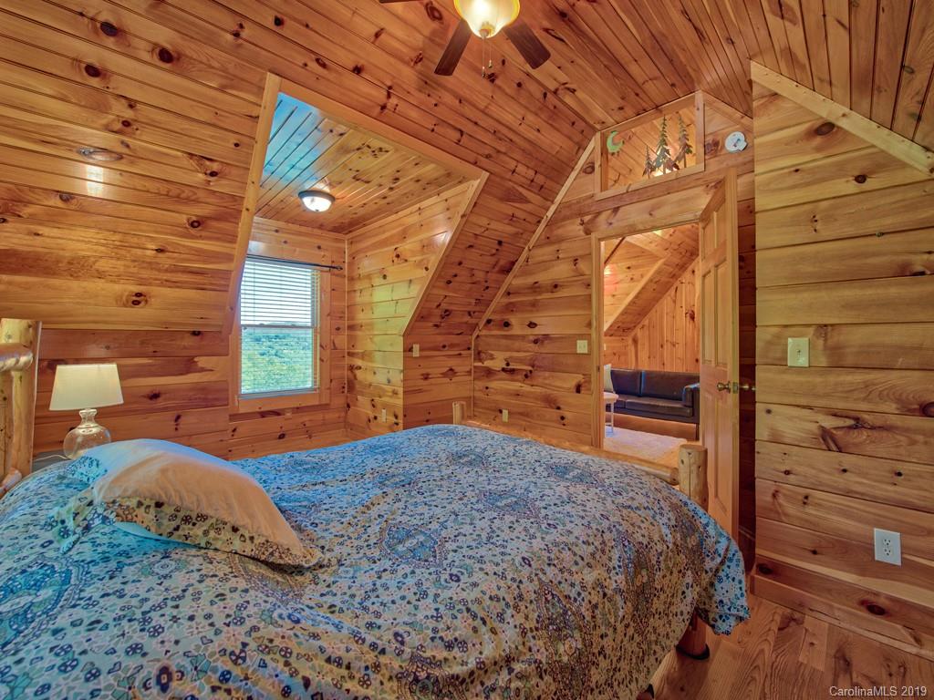 438 Sheep Pasture Road Waynesville, NC 28785 - Photo 32 of 36 Gallery Image 32