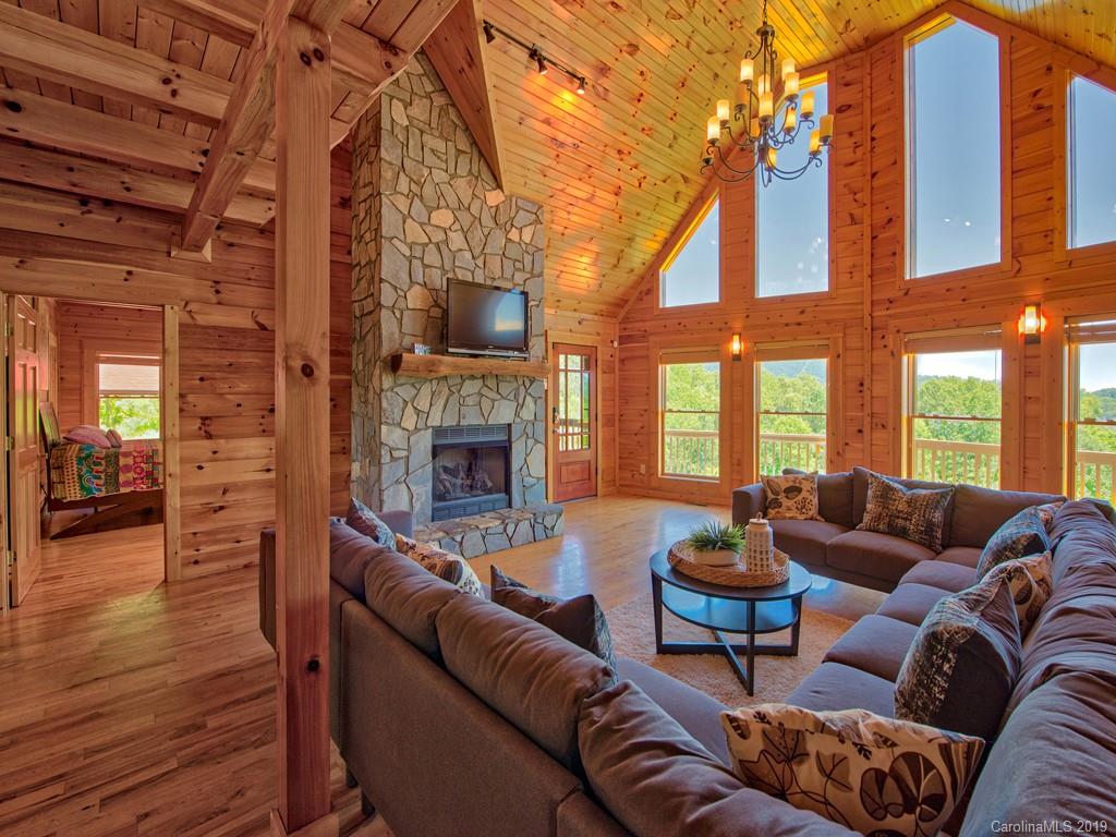 438 Sheep Pasture Road Waynesville, NC 28785 - Photo 8 of 36 Gallery Image 8